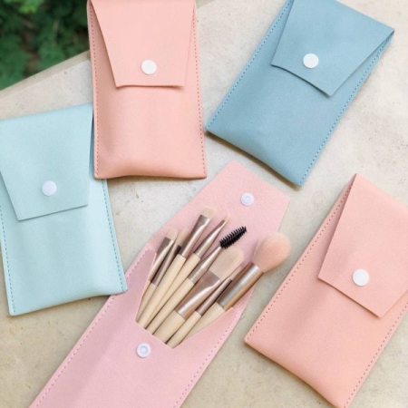 تصویر ماساژور سر سیلیکونی 